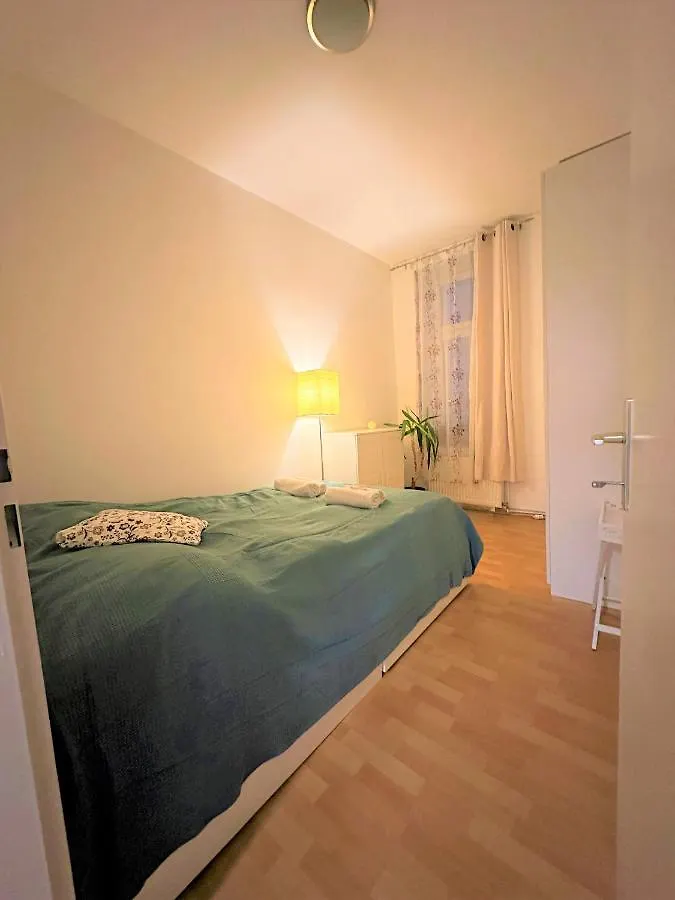 Apartment Ferienwohnung Cosy & Quiet In 17Th District Wien